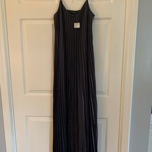 Club Monaco - Graphite Grey - Size 6 - Pleated long gown